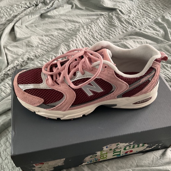 New Balance 530 (Pink Red) size US 6 Mens - Picture 4 of 5